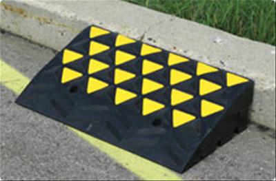 CURB RAMP-0